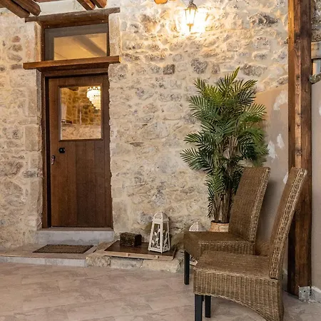 Georgia Apartment